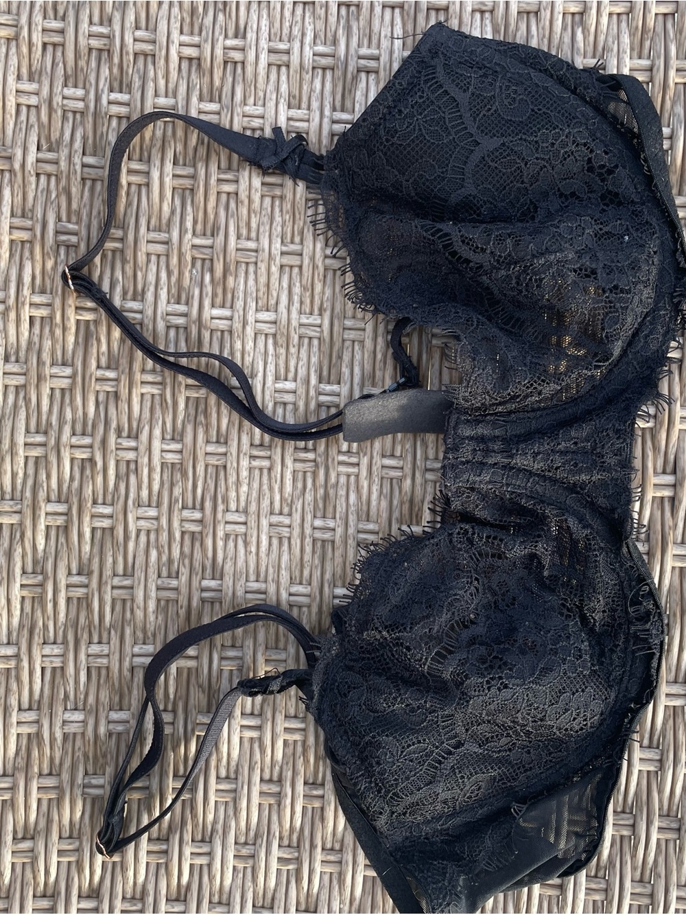 Victoria's Secret Black Lace Underwire Bra - Picture 2 of 5